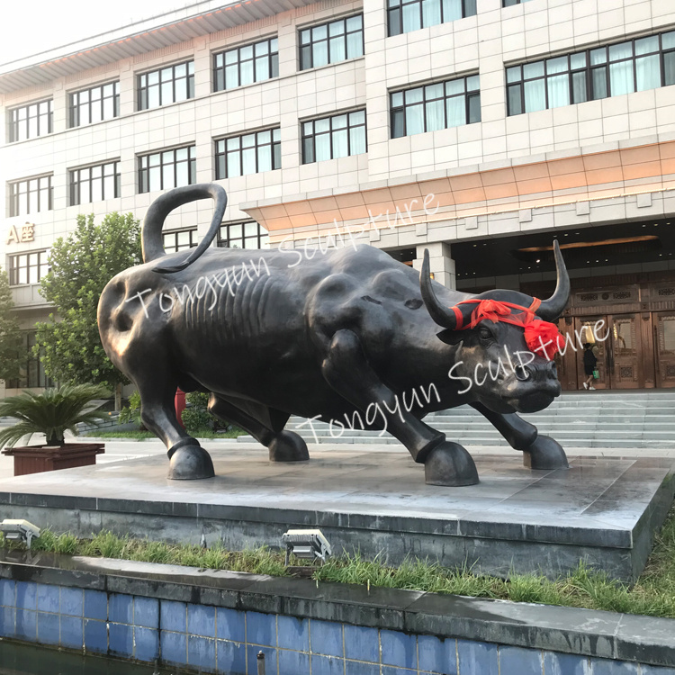 Large Bronze Wall Street Bull Statue Bronze Animal Statue