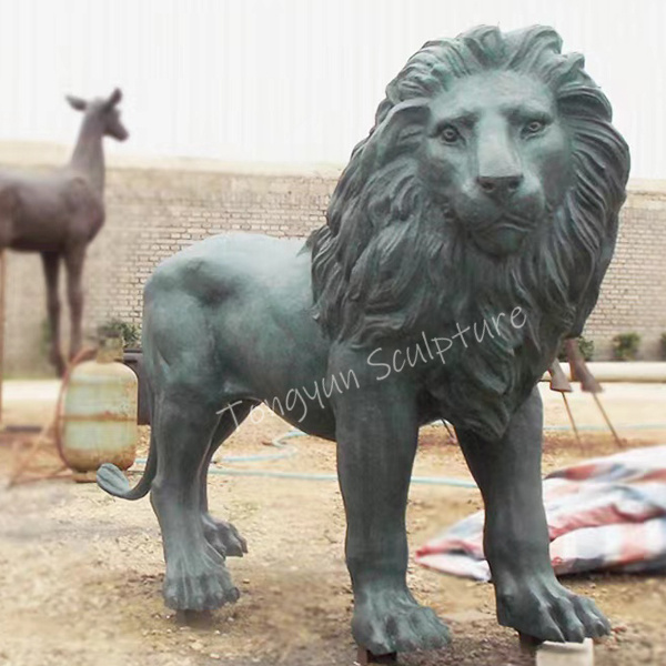 Modern Lion Sculpture Outdoor Decoration Bronze Statue For Sale