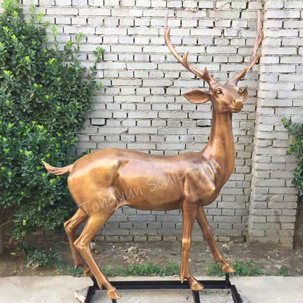 Life Size Metal Animal Sculpture Cast Brass Bronze Deer Statue For Garden Decoration