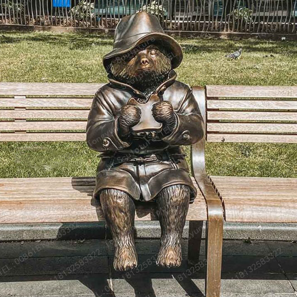 Custom Garden High Decor Quality Life Size Bronze Paddington Bear Sculpture 