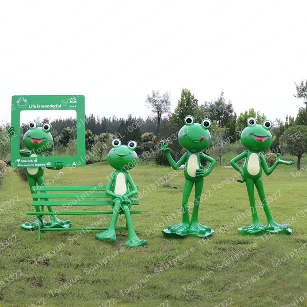 Custom Fiberglass Steel Sculpture Cartoon Frog Statue 