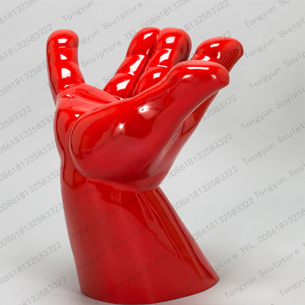 Hot Sale Modern Design Fiberglass Hand Chair Sculpture
