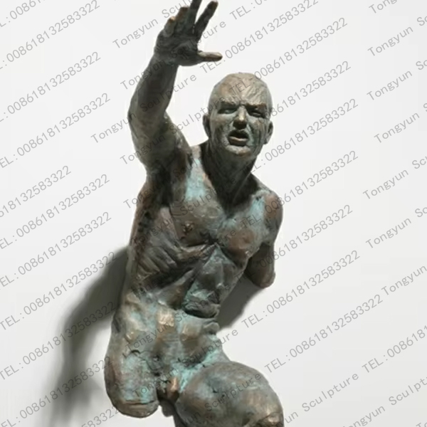 Modern Art Design Bronze Casting Metal Life Size Bronze Climbing Man Wall Art Statue