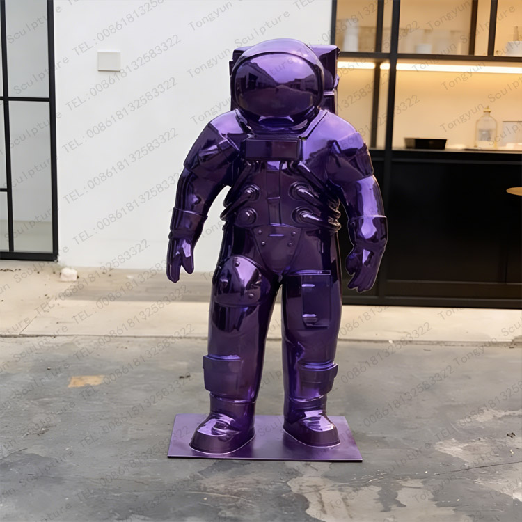 Gold Metal Astronaut Figure Statue Modern Space Decor 