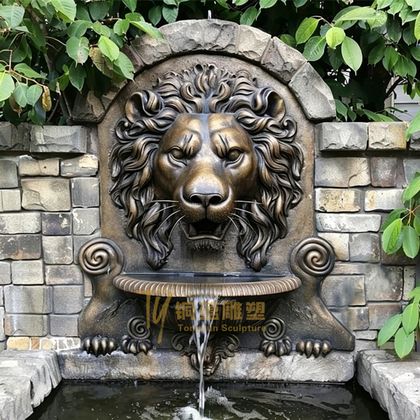 Antique Bronze Lion Head Wall Fountain for Sale