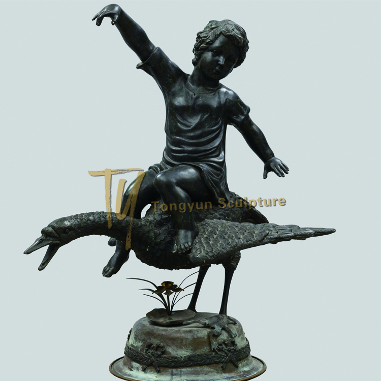 Outdoor Garden Bronze Bird Water Fountain Art-3.jpg Outdoor Garden Bronze Bird Water Fountain Art-3.jpg