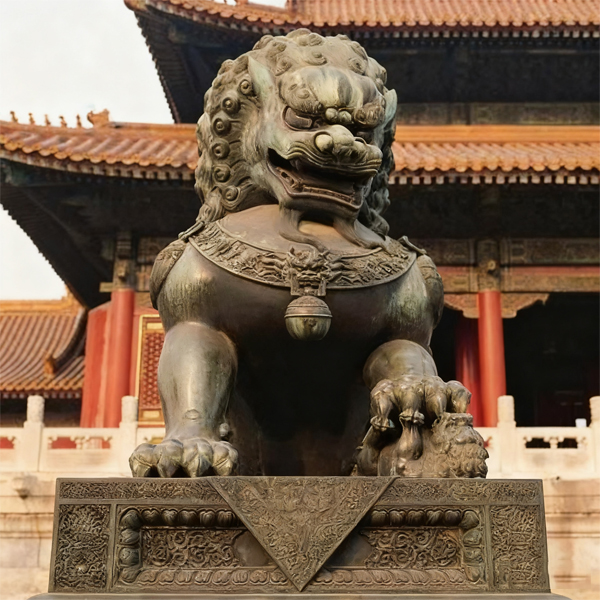 Outdoor Life size bronze lion metal sculpture.jpg Outdoor Life size bronze lion metal sculpture.jpg