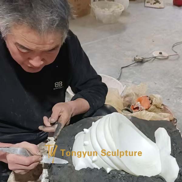 Step 3 of Custom Bronze Animal Sculptures: 3D Data-Driven 1:1 Resin Model Printing.jpg